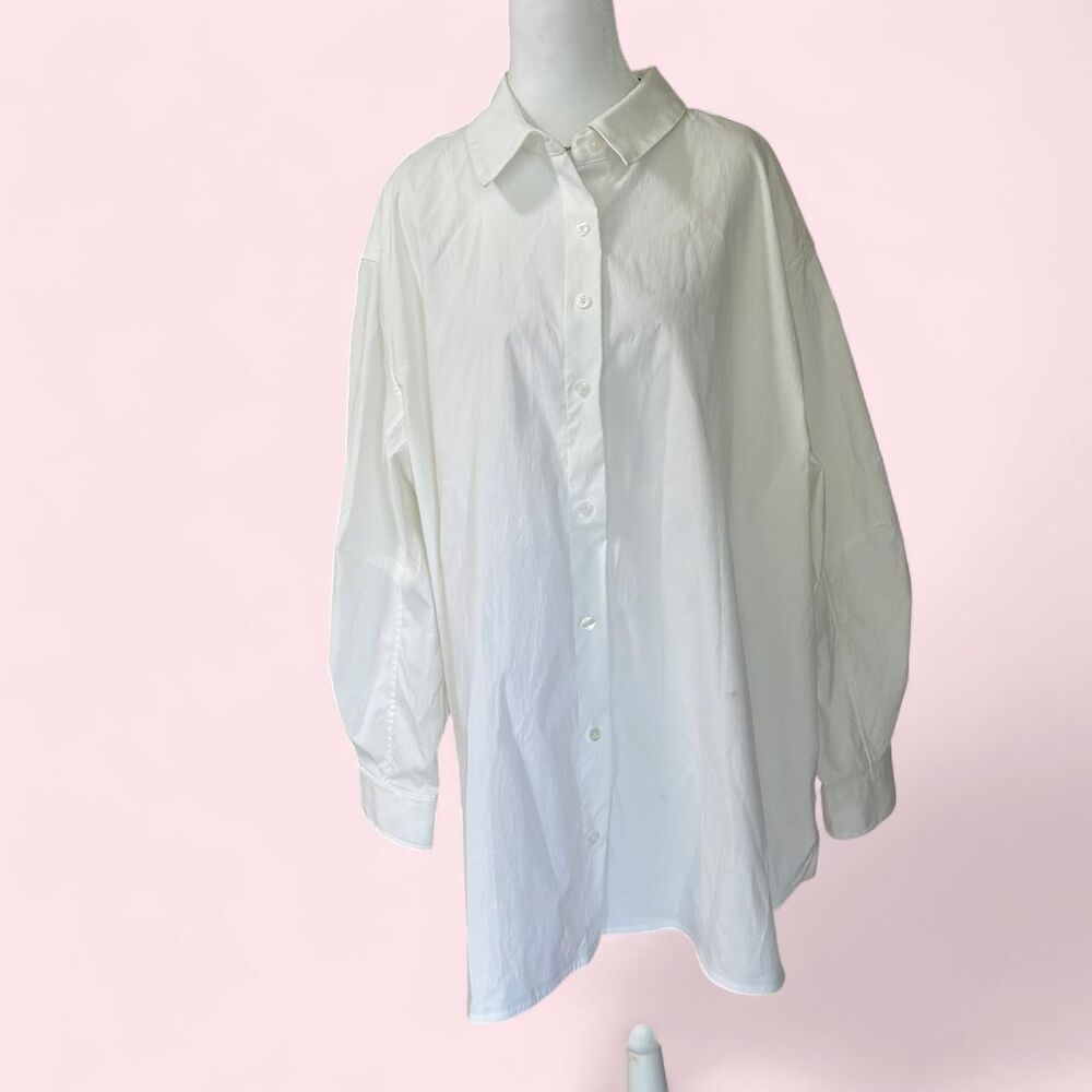 Athleta Women's White Shirt